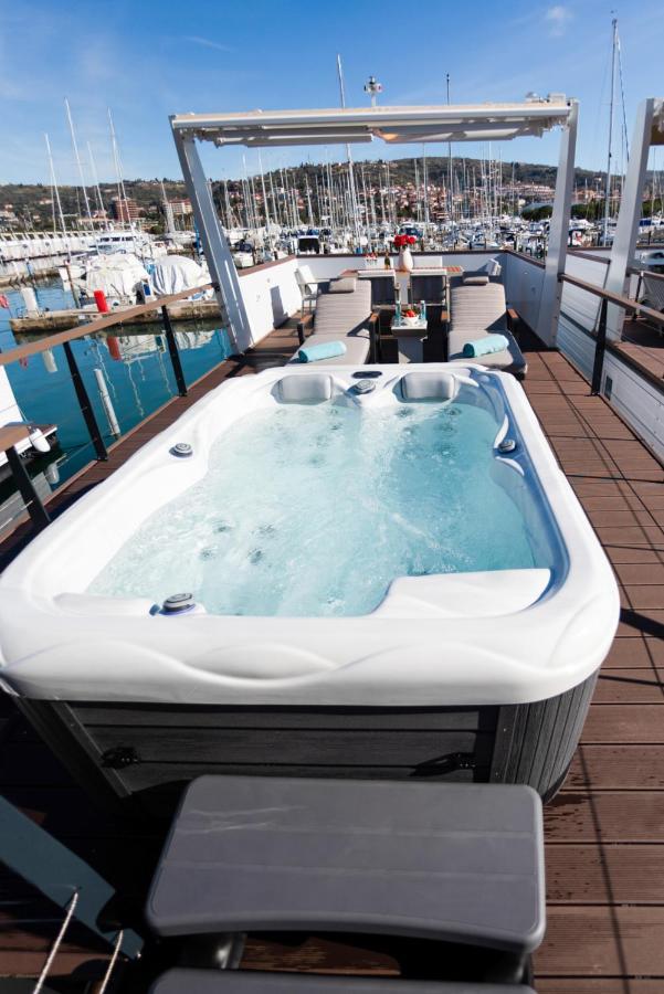 Adria Portoroz Luxury Houseboat Villa Luaran gambar